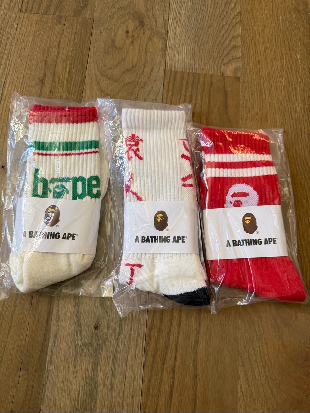 Bape sock bundle red green design 3 pairs